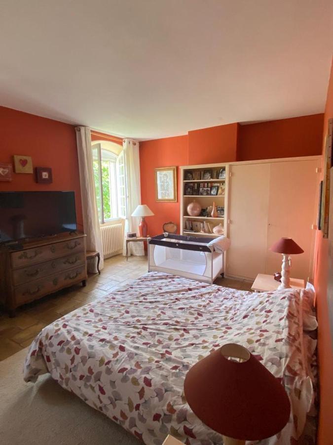 Villa Provencale Familiale Avec Piscine 格里莫 外观 照片