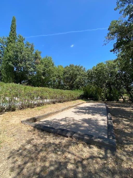 Villa Provencale Familiale Avec Piscine 格里莫 外观 照片